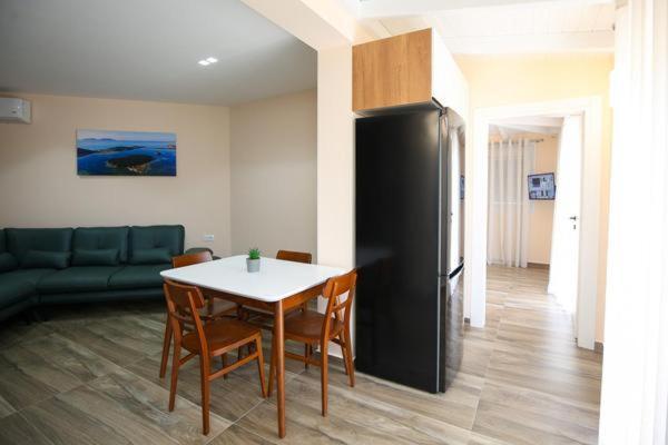 Queen Apartmets Vlorë Værelse billede