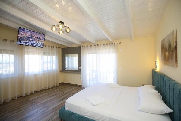 Queen Apartmets Vlorë Værelse billede