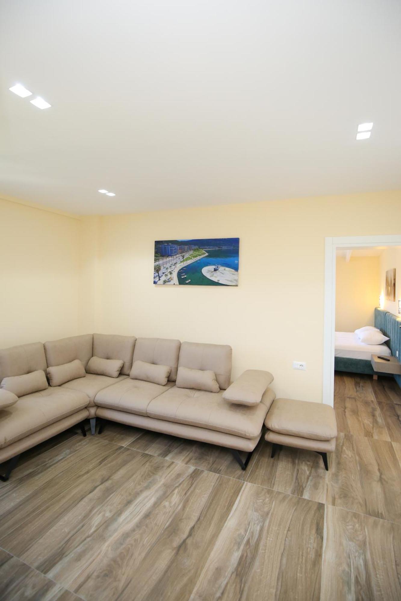 Queen Apartmets Vlorë Værelse billede