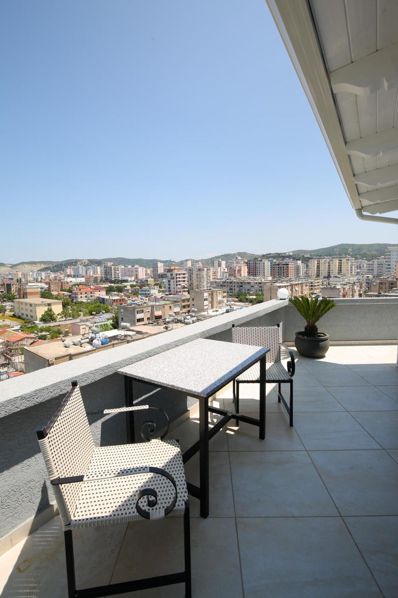 Queen Apartmets Vlorë Værelse billede