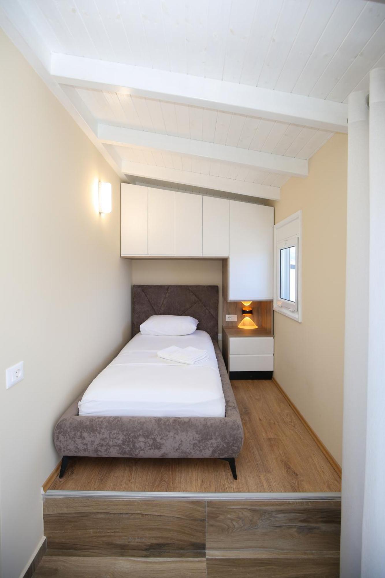 Queen Apartmets Vlorë Værelse billede