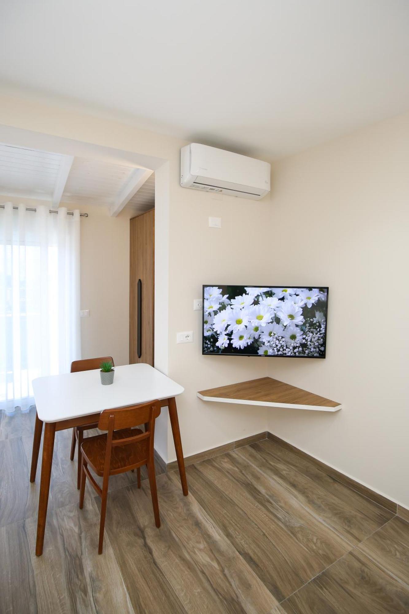 Queen Apartmets Vlorë Værelse billede