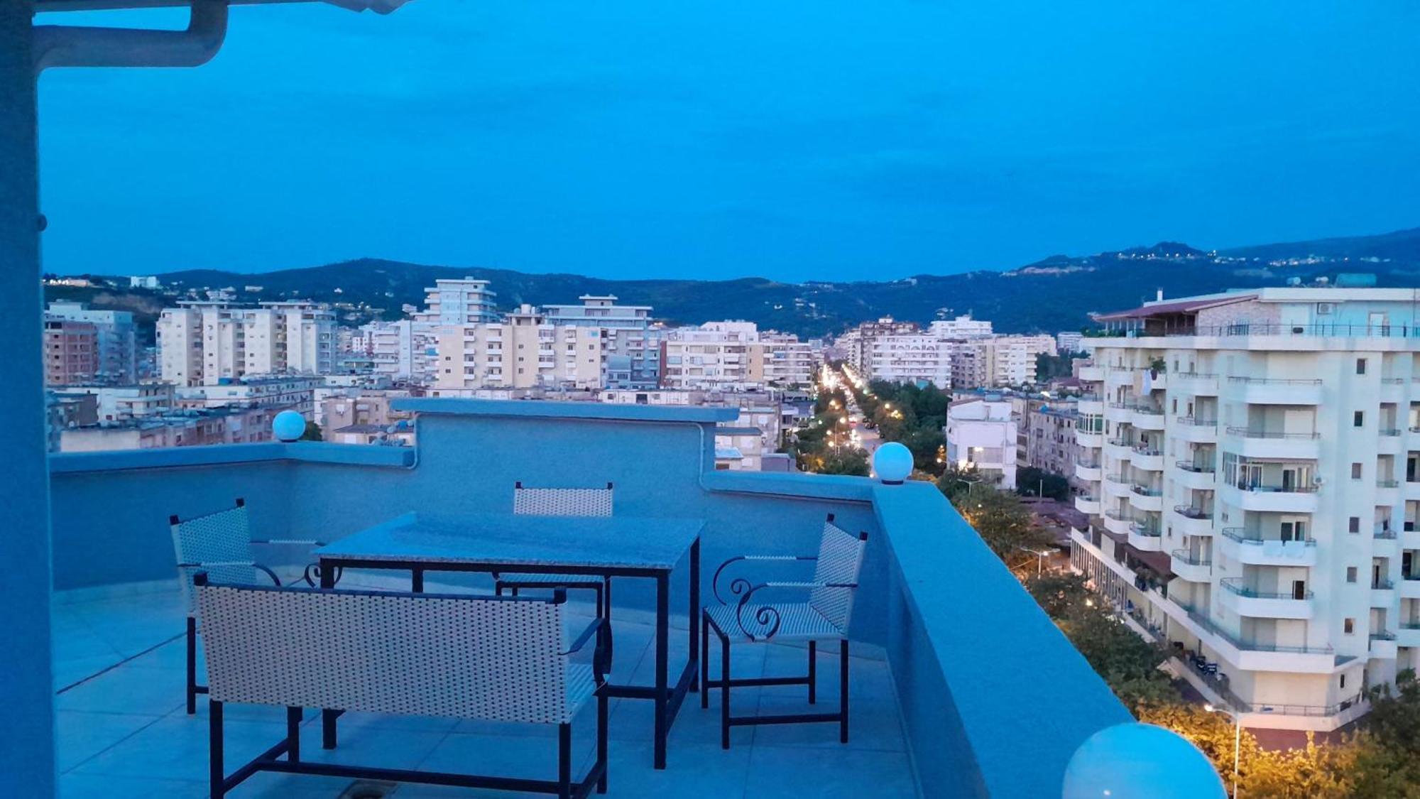 Queen Apartmets Vlorë Værelse billede